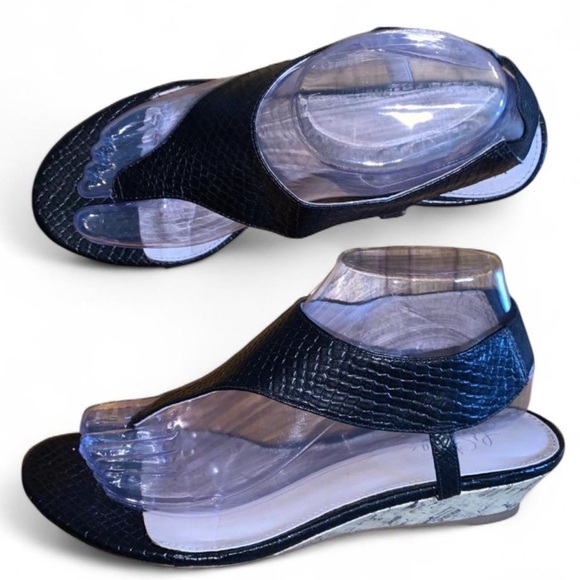 Life Stride Women's Yennifer Dress Sandal - Picture 2 of 8